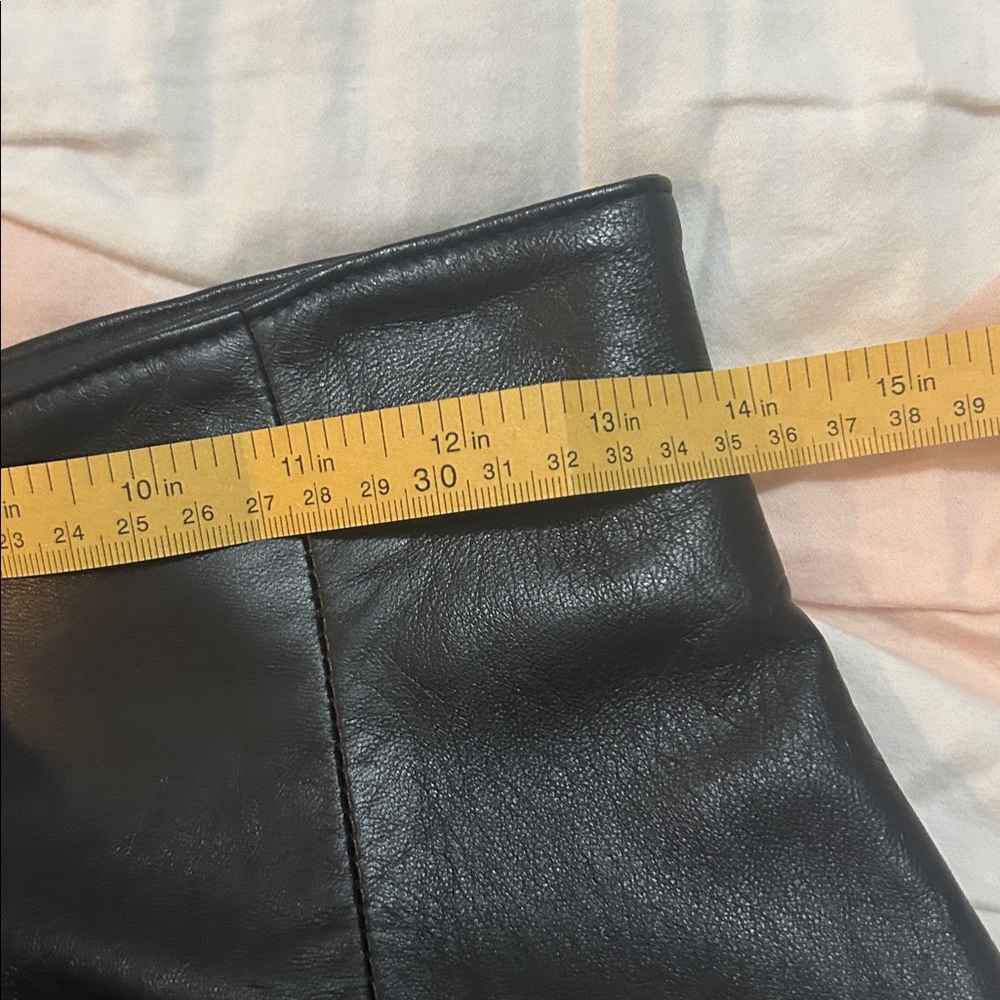 Ladies Lambskin Leather skirt - Picture 6 of 7